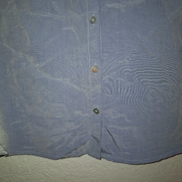 Chicos Women’s 2 Large Blue V Neck Button Up Blouse - Picture 5 of 8